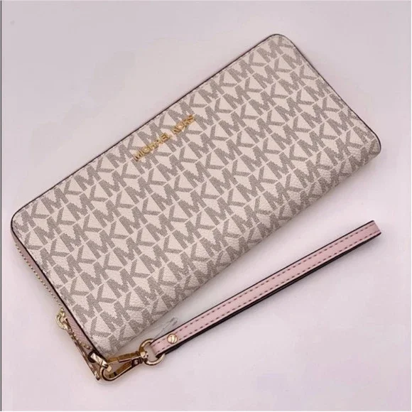 Michael Kors Large Continental Wallet - Picture 2 of 13